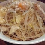 麺処 マゼル - 並醤油ニンニクマシマシヤサイカラメチーズアブラ。