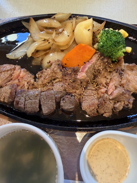 しんぶんカフェ 本八戸｜八戸のカフェで落ち着いた時間を