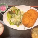 和風食事処ととろ - とんかつ定食