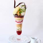 ル パティシエ タカギ  - 【季節限定】洋梨のパルフェ