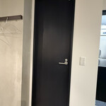 麺処 ゆずラボ｡ - 入って左側奥にお手洗いあり