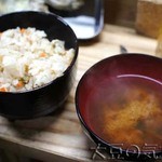 かき小屋ヒノマル - 牡蠣ご飯、味噌汁