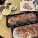 じゅうじゅうカルビ - 