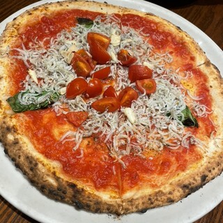 トラットリア ターヴォラ_0