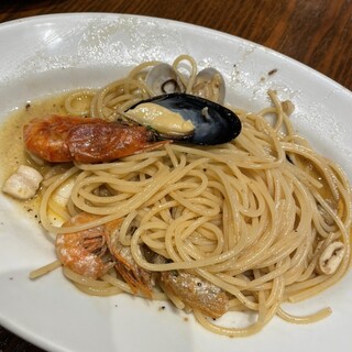 トラットリア ターヴォラ_1