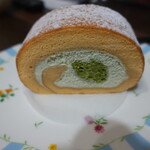 ルポ バイ パティスリーイーズ - 抹茶ロールケーキ