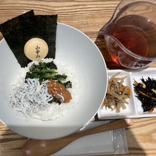 お茶漬けおにぎり 山本山_1