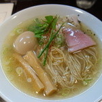 麺屋玉ぐすく - 味玉塩ラーメン