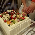 新郎新婦様によるケーキカット