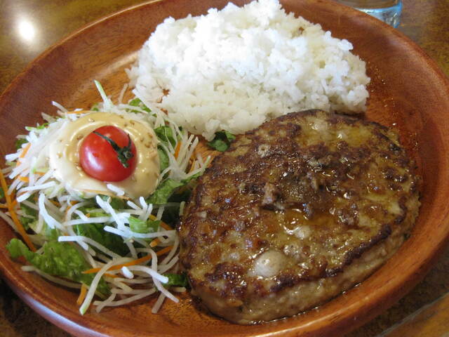 Bikkuri Donkey Ichinomiya Baipasu Ten