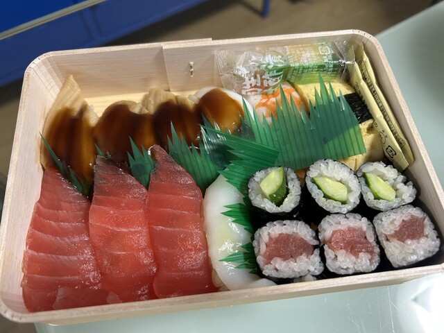 Azuma Zushi Honten Matsuzakaya Ten photo 4