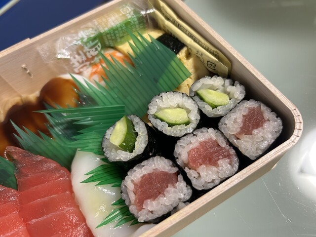 Azuma Zushi Honten Matsuzakaya Ten photo 3