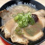 博多とんこつ もんちゃん - 