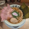 鶏そば 啜る 丸の内本店