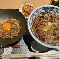 さん 六本木店 - 納豆麹丼　そば　1,400円