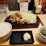 THE BIFTEKI KITTE丸の内店 - 