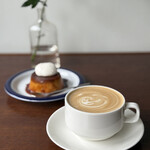 愛騒 - 【期間限定】
      『さつまいもプリン¥600』
      『CAFE LATTLE¥600』