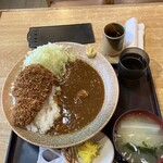 かつ村 - カツカレー1200円、味噌汁付き