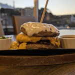 グリルとぽ - タワーハンバーグ（Wチーズトッピング）