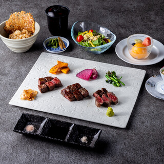 "Three Special Courses to Leave a Lasting Impression on Important Guests for Receptions and Anniversaries."