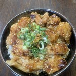 鍋･鉄板酒場あじと - やみつきホルモン丼