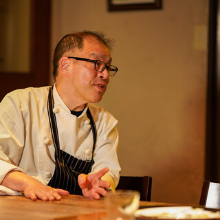 シェフ神谷英生。熟成肉・ジビエ料理の第一人者。