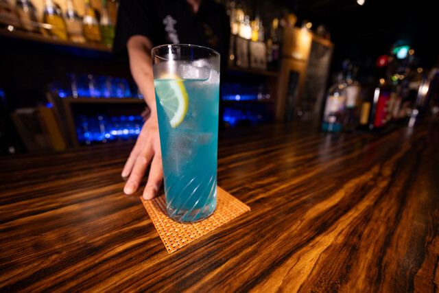 アミューズメントダイニング アクアドロップ（アミューズメントダイニング AQUA DROP） - 釧路（バー）