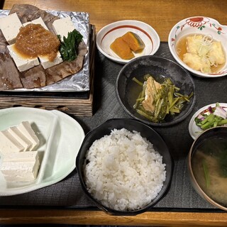 吾郎平 - 料理写真:五箇山とうふ御膳