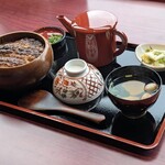 炭焼うな富士 - 上ひつまぶし　5,950円