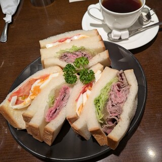 コーヒーショップ ヤマモト_1