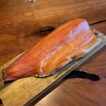 レストラン ナズ - 20日間ドライエージングしたサーモン