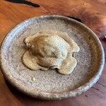 レストラン ナズ - どんぐりのラビオリ、猪のバラ肉、卵黄、