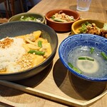 マンゴツリーカフェ - セレクトThaiランチ(鶏のマッサマンカレー)