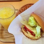 MOS BURGER - モーニング野菜チーズバーガーセット(420円)