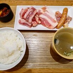 焼肉食堂 炎蔵 - 