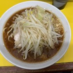 豚が1番☆脂が2番 - ラーメン小(200g)ニンニク少し.ヤサイ少なめ150g  1000円