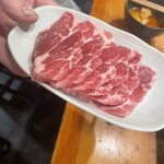 たん右衛門 - ラム肩ロース100g 1,700円