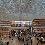 スターバックスコーヒー コエックスピョルマダン店 - ピョルマダン図書館