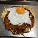 OKAMOTO'S Okonomiyaki - 肉玉荞麦面
