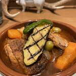 Aux Delices de Dodine - 鶏もも肉のスパイス煮込み　クスクス添え