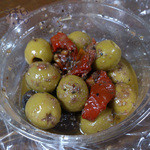 ベーカリー 南 - ベーカリー 南 オリーブカクテル アンチョビ風味 ６５０円