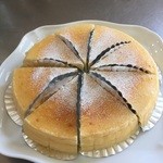 kuu.cafe - 料理写真:手作り濃厚 ベイクドチーズケーキ   1個250円
