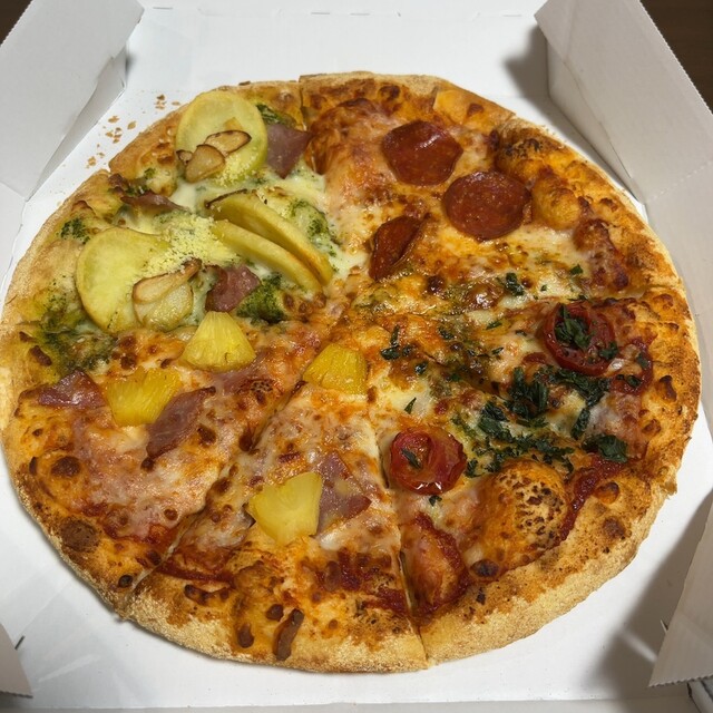 ドミノピザ 秋田新国道店（Domino's Pizza） - 泉外旭川（ピザ）の写真