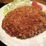 料理屋 三船 - 大きくてふっくら、肉汁たっぷりのメンチカツ！