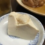 よしみ - 2014 お通しは冷奴塩麹乗せ