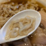 純手揉み中華 れん - 羽田製麺に多加水太ちぢれ麺