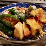 焼肉 六甲園 - キムチ盛