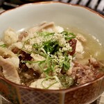 焼肉 六甲園 - 和牛塩ホルモン煮込み