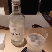 鳥焼き 小花 - ヒルドン（炭酸水）