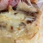 カンチニョ ダ シュ - シスベーコンの中身。チーズたくさん